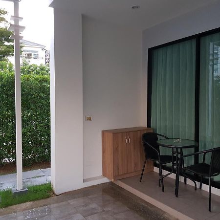 Townhouse 5 Mins From Central Airport Plaza Changmai เชียงใหม่ ภายนอก รูปภาพ